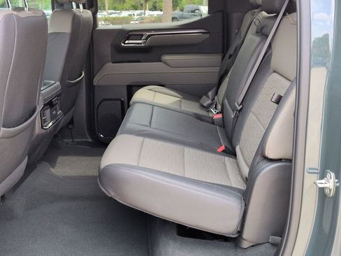 Used 2025 Chevrolet Silverado 1500 ZR2 AWD/4WD image 18