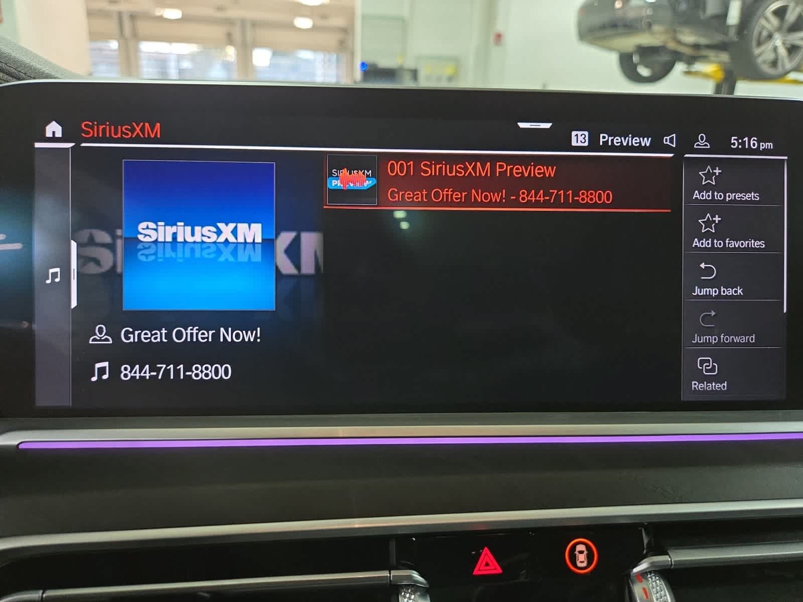 Used 2021 BMW X7 M50i w/ Cold Weather Package AWD/4WD image 30