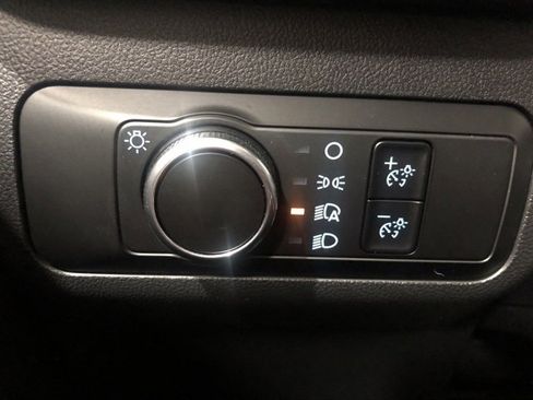 Used 2025 Ford Escape Active image 11