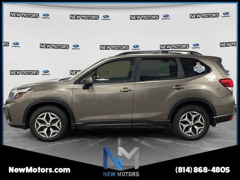 Used 2020 Subaru Forester Premium AWD/4WD image 2