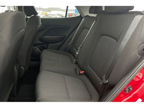 Used 2023 Hyundai Venue SE FWD image 21