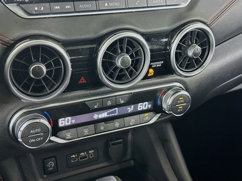 Used 2024 Nissan Sentra SR w/ SR Premium Package image 22