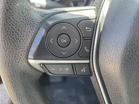 Used 2021 Toyota Camry LE FWD image 27