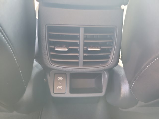 Used 2025 Kia Seltos EX w/ EX Sunroof Package FWD image 15
