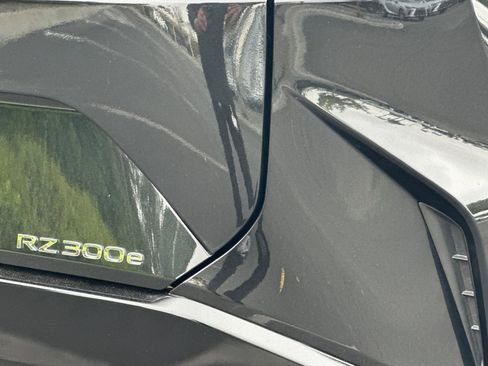 Certified 2025 Lexus RZ 300e w/ Accessory Package (2T) image 21