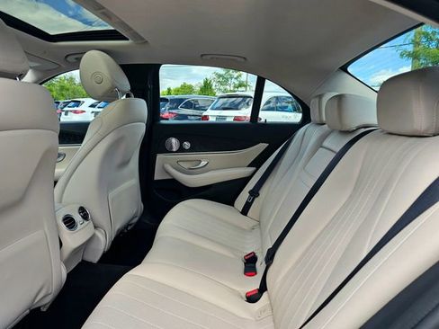 Certified 2017 Mercedes-Benz E 300 4MATIC image 37