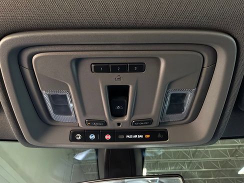 Used 2021 Chevrolet Silverado 1500 LT w/ Texas Edition Plus RWD image 22