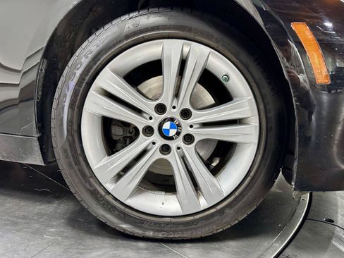 Used 2018 BMW 330i xDrive Sedan w/ Convenience Package AWD/4WD image 11