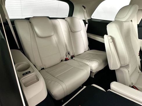 New 2026 Mercedes-Benz GLS 580 4MATIC image 29