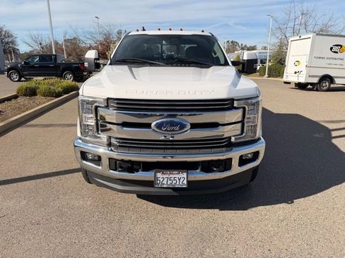 Used 2019 Ford F350 Lariat w/ Lariat Value Package image 3