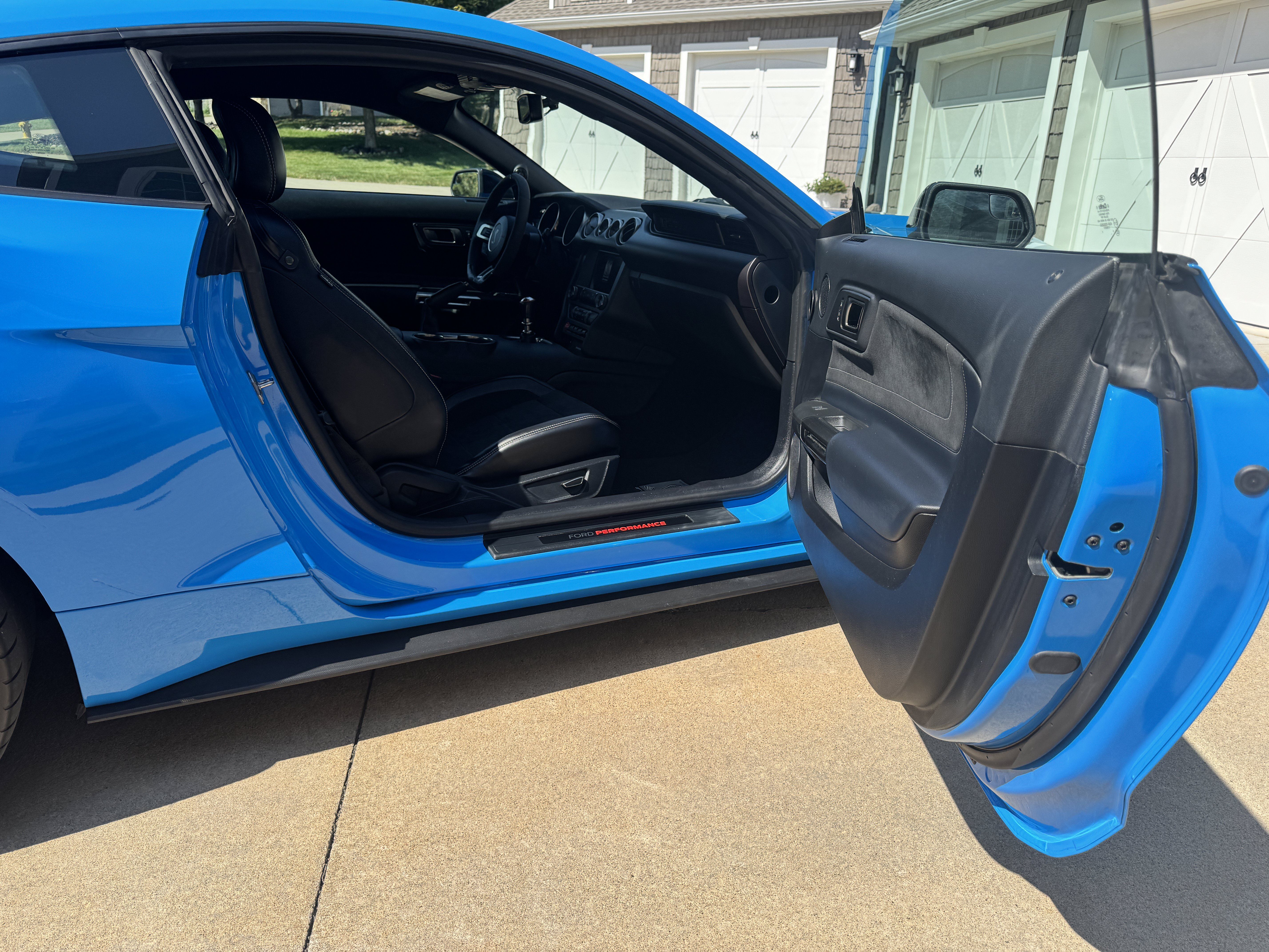 Used 2017 Ford Mustang Shelby GT350 RWD image 19