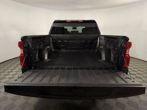 Used 2023 Chevrolet Silverado 1500 LT AWD/4WD image 24