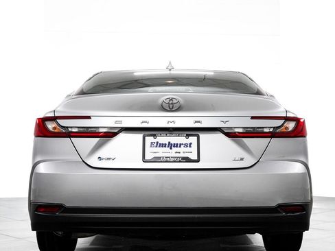 Used 2025 Toyota Camry LE FWD image 6