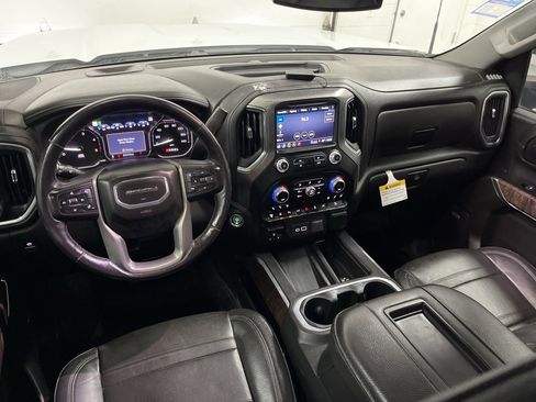 Used 2022 GMC Sierra 3500 Denali image 13