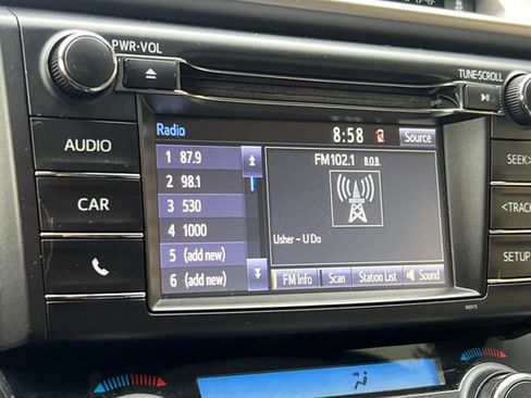 Used 2018 Toyota RAV4 XLE w/ All Weather Liner Package FWD image 22