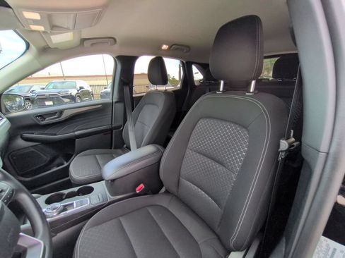 Used 2025 Ford Escape Active AWD/4WD image 24