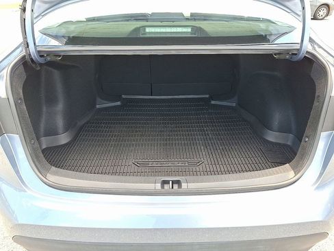 Used 2024 Toyota Corolla LE FWD image 30