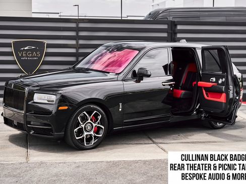 Used 2024 Rolls-Royce Cullinan Black Badge w/ Driver's Package AWD/4WD image 1