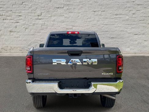 Used 2026 RAM 2500 Big Horn AWD/4WD image 4