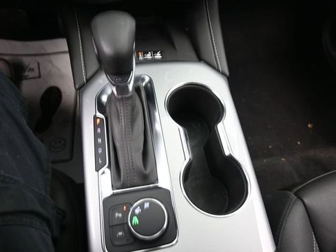 Used 2024 Chevrolet Blazer LT w/ Sound & Technology Package image 11