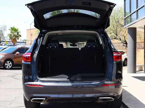 Used 2018 Buick Enclave Essence w/ Trailering Package FWD image 22