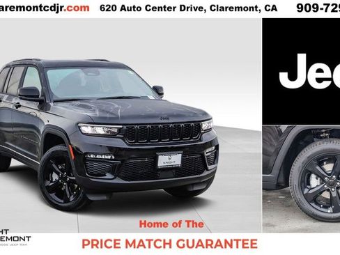 New 2025 Jeep Grand Cherokee Limited w/ Black Appearance Package image 1
