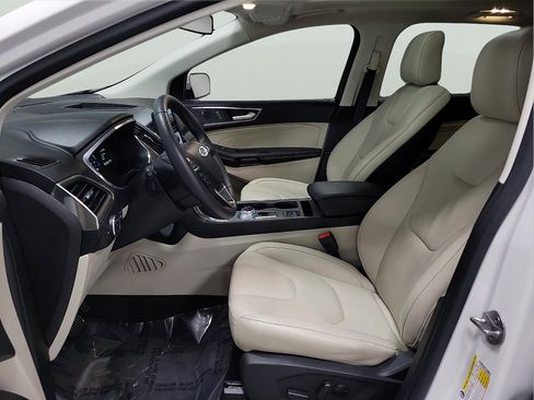 Used 2021 Ford Edge Titanium FWD image 11