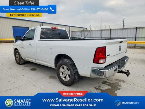 Used 2011 RAM 1500 Classic SLT RWD image 3