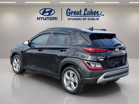 Used 2023 Hyundai Kona SEL image 3