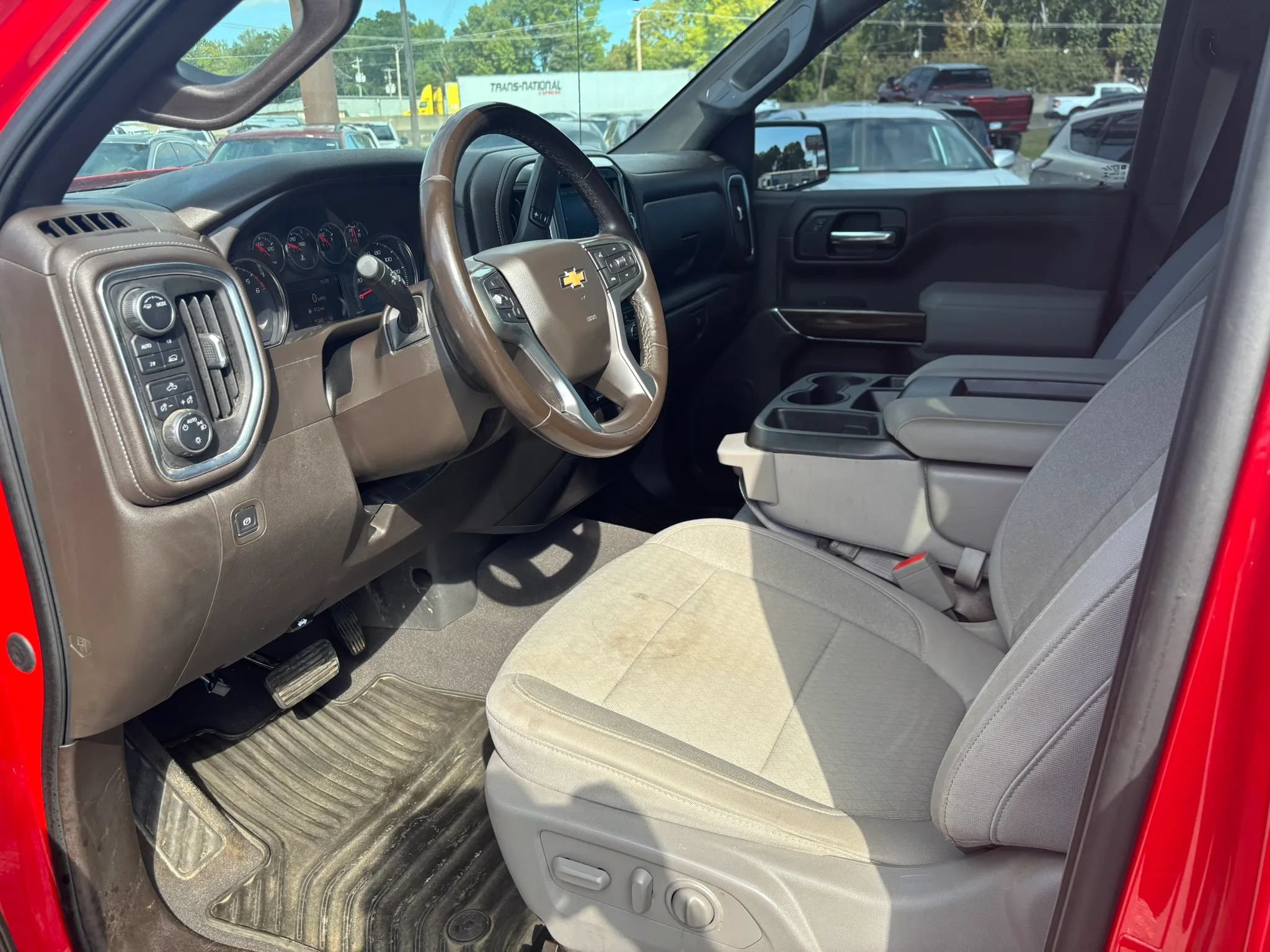 Used 2021 Chevrolet Silverado 1500 LT w/ Bed Protection Package AWD/4WD image 13