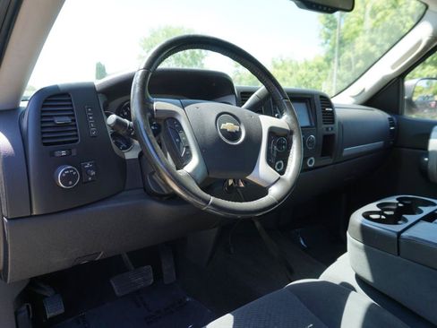 Used 2008 Chevrolet Silverado 1500 LT w/ Power Pack Plus AWD/4WD image 12