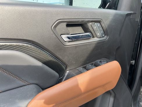 Used 2024 GMC Canyon AT4 w/ AT4 Premium Package image 14