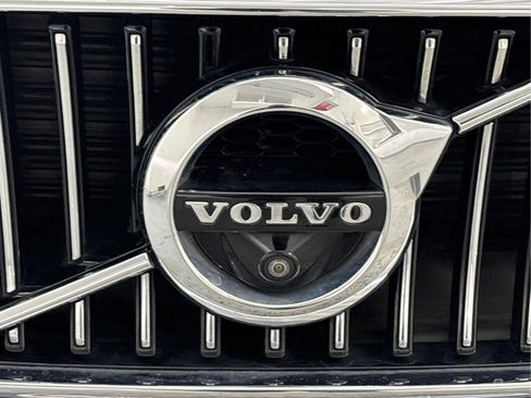 Used 2017 Volvo S90 T6 Inscription w/ Vision Package image 36