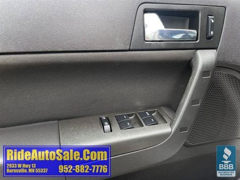 Used 2009 Ford Focus SES FWD image 37