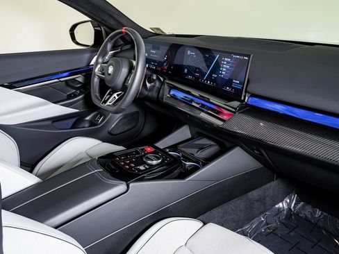 Used 2025 BMW M5 Touring w/ M Driver's Package image 15