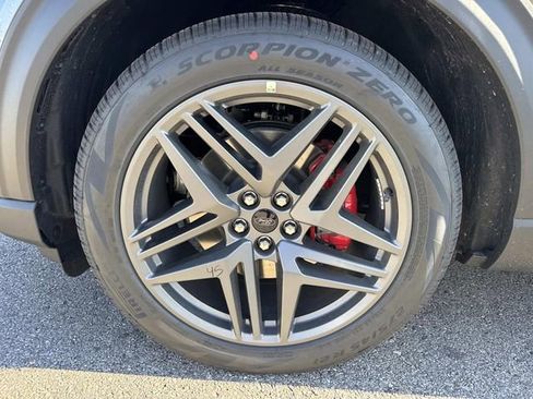 New 2026 Ford Explorer ST w/ Sun And Sound Package image 9