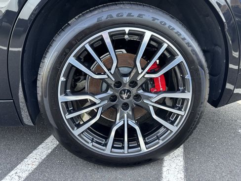 Used 2025 Maserati Grecale GT AWD/4WD image 20