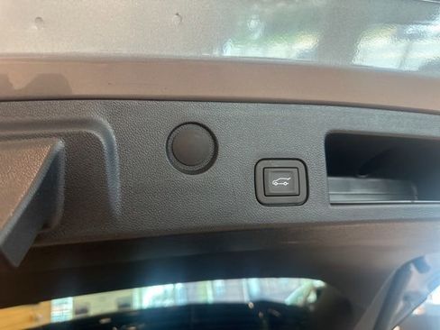 New 2026 Chevrolet Equinox ACTIV w/ Convenience Package III FWD image 13