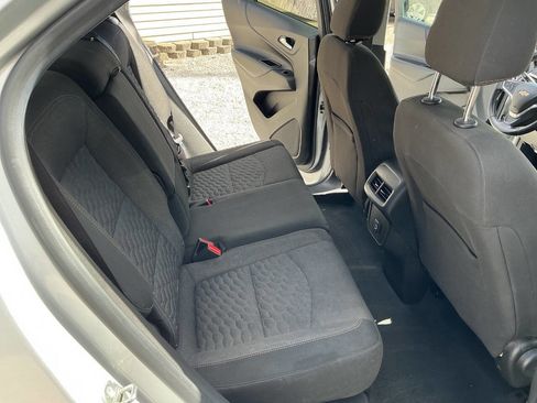 Used 2019 Chevrolet Equinox LT image 16