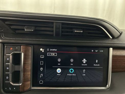 Used 2023 GMC Yukon Denali Ultimate AWD/4WD image 14