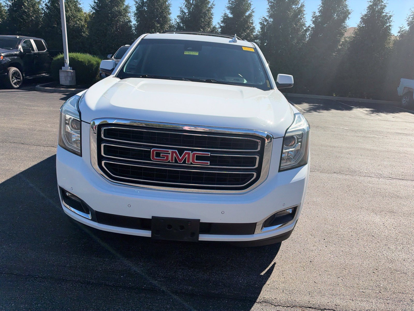 Used 2016 GMC Yukon SLT AWD/4WD image 8