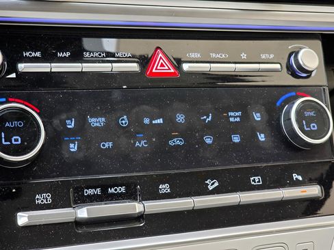 Used 2025 Hyundai Santa Fe Calligraphy AWD/4WD image 34