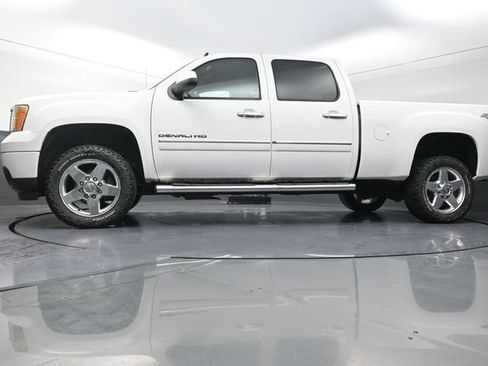 Used 2012 GMC Sierra 2500 Denali AWD/4WD image 34