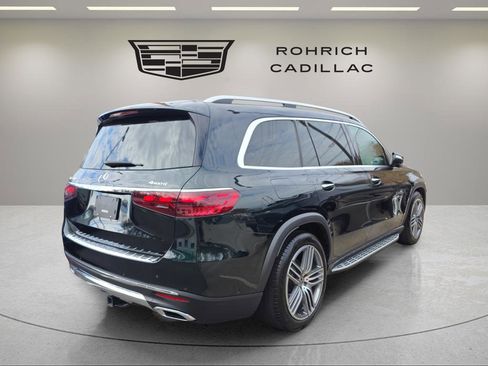 Used 2024 Mercedes-Benz GLS 450 4MATIC image 5