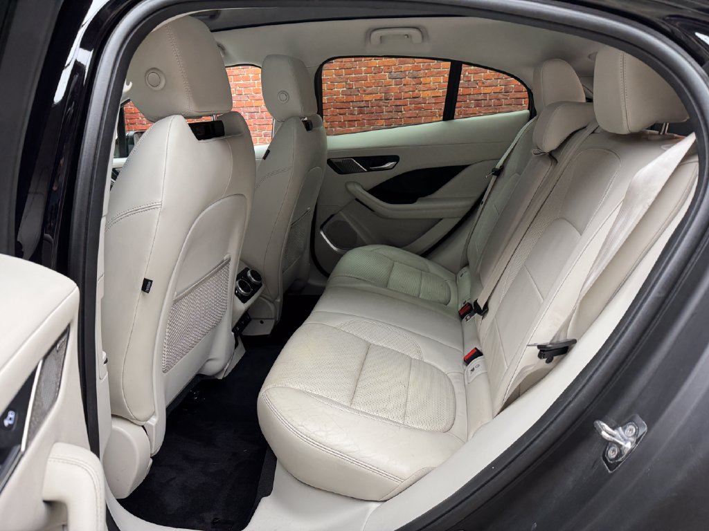 Used 2020 Jaguar I-PACE SE AWD/4WD image 25