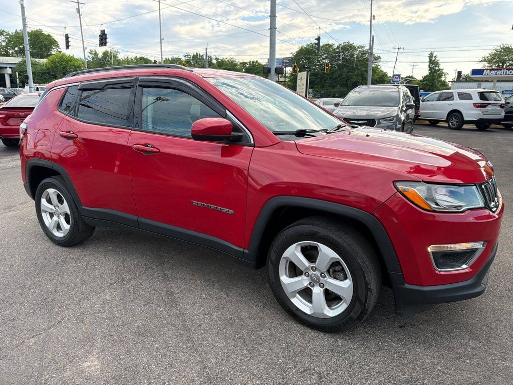 Used 2021 Jeep Compass Latitude w/ Convenience Group AWD/4WD image 16