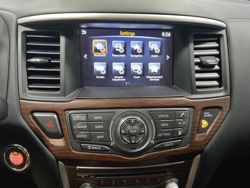 Used 2020 Nissan Pathfinder Platinum AWD/4WD image 25