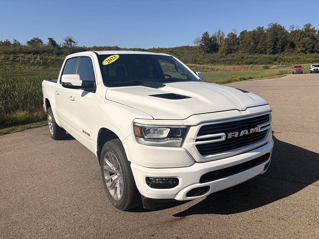 Used 2023 RAM 1500 Laramie AWD/4WD image 7
