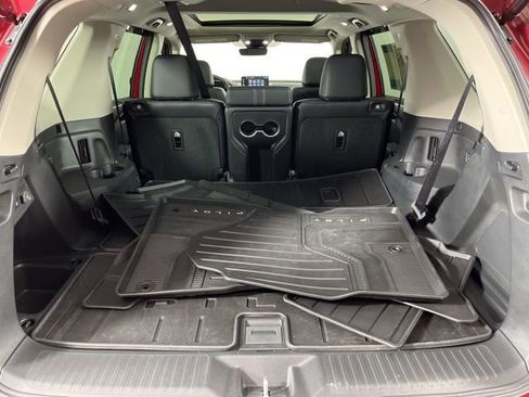 Used 2025 Honda Pilot Touring image 47