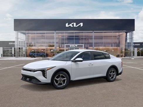 New 2026 Kia K4 FWD image 3